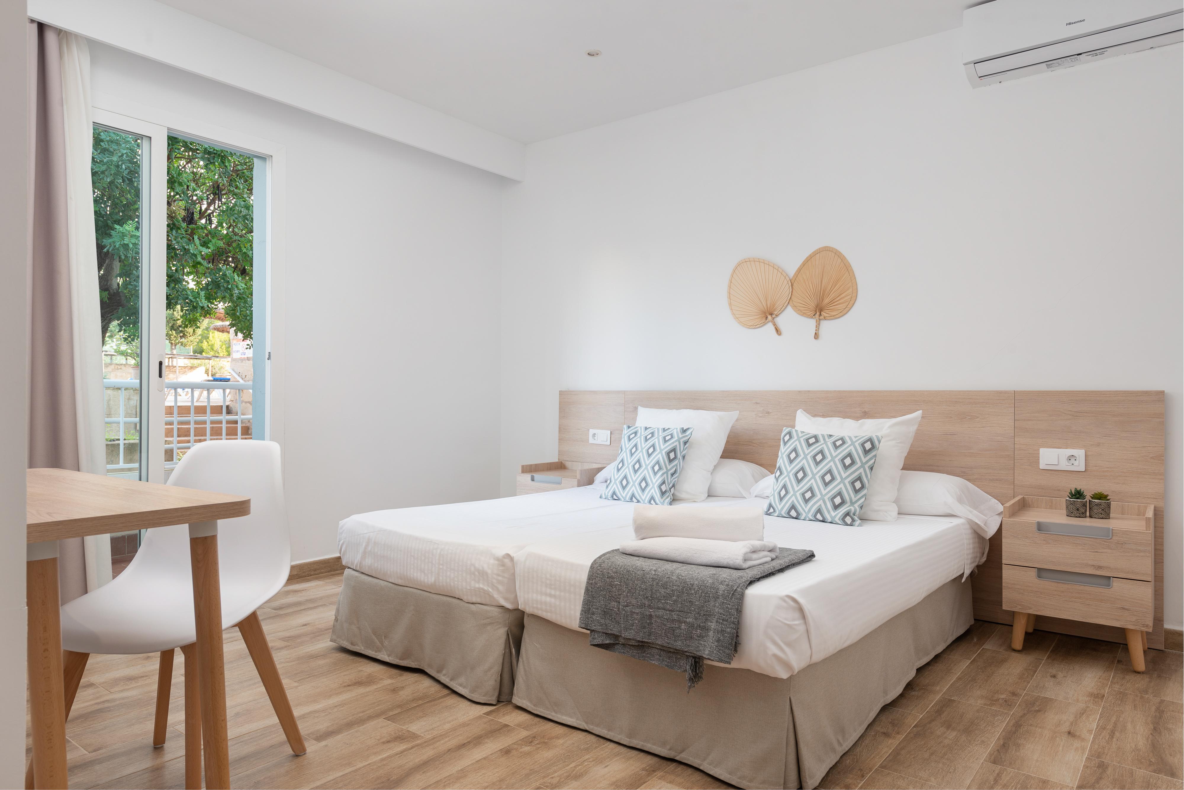Villa Real Club Apartments Camp De Mar Extérieur photo